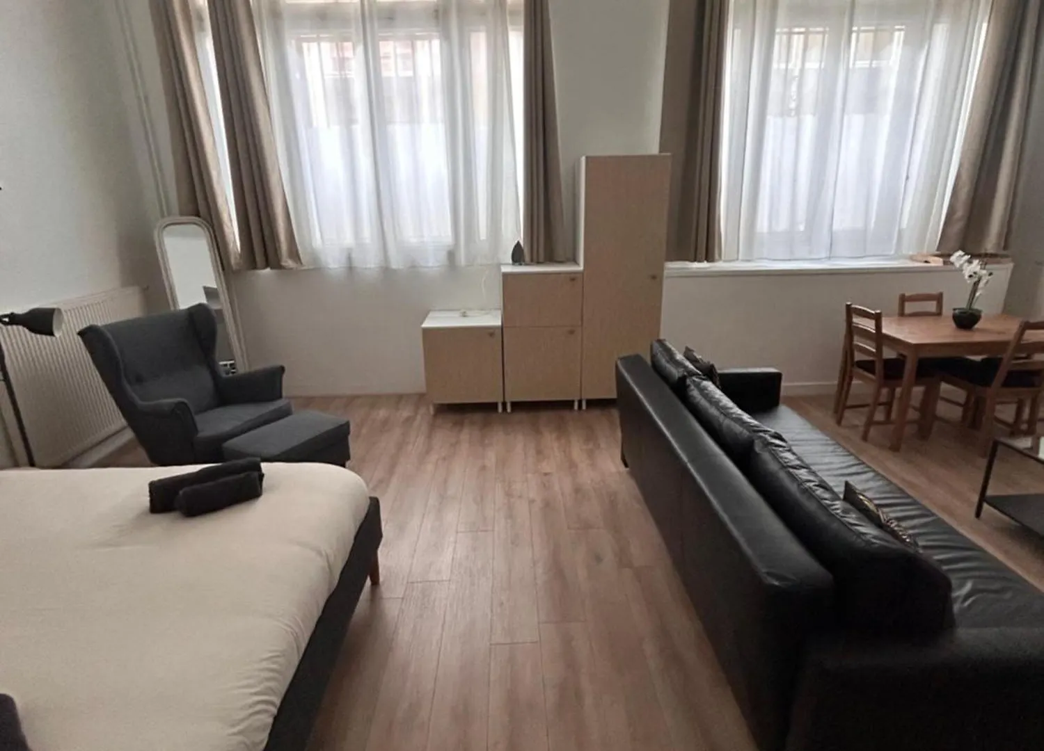 Appartement / Loft Paris 8Eme 0*,